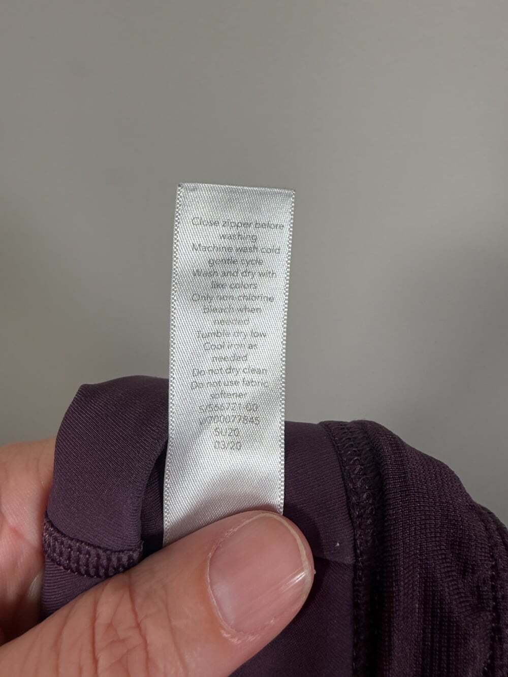Athleta Run With it Short Size XS Purple Running Athletic Workout Gym Travel - Picture 11 of 11